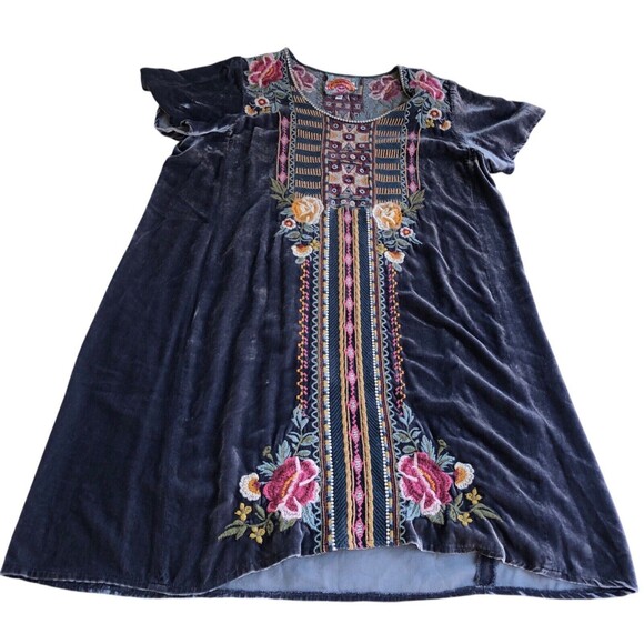 Johnny Was Cherelle Velvet Embroidered Drape Tunic Top Short Sleeve Women Size M - Picture 6 of 11